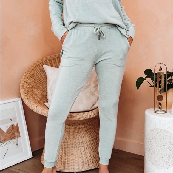 Vici Pants - VICI-HIT SNOOZE POCKETED KNIT JOGGERS -SAGE